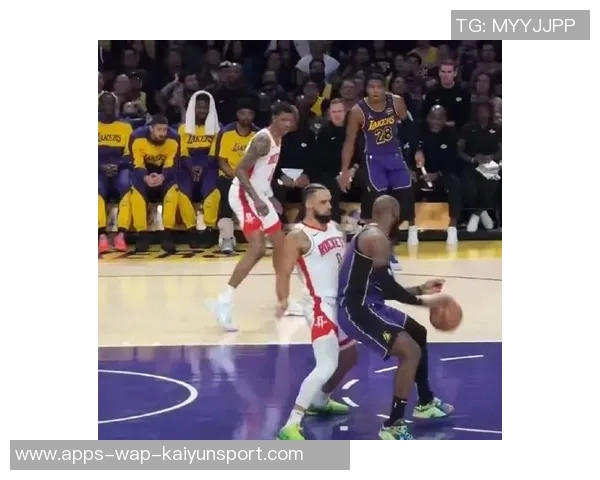 防守悍将争锋相对狄龙首节高效得分墨菲三分火力全开